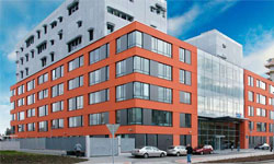 Ceska-sporitelna-as-it-building-praha-4-2007